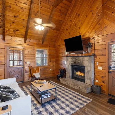 Dudley II By Avantstay Comfortable Cabin W Hot Tub Views Pigeon Forge Exterior photo