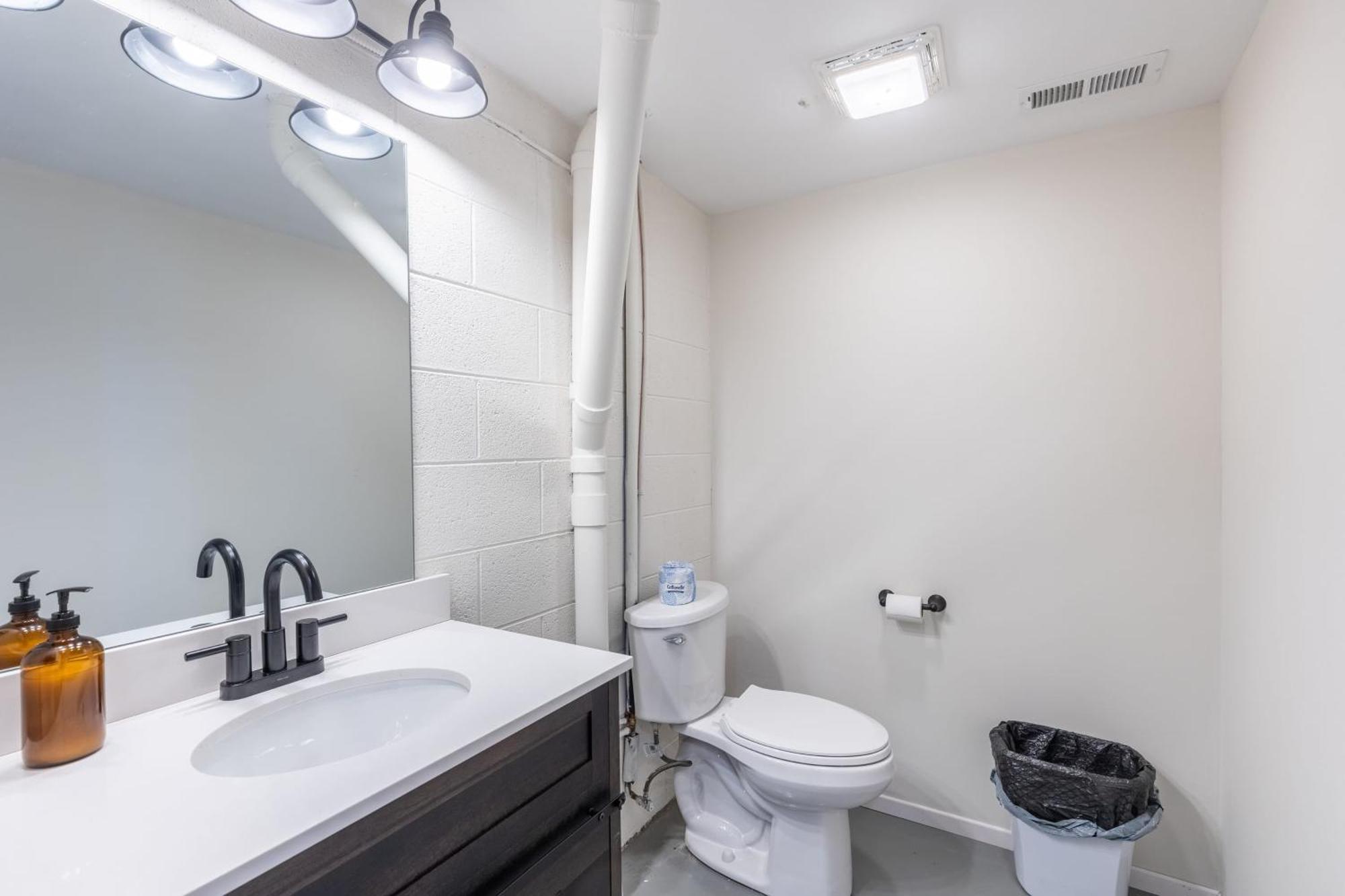 Holiday home Dudley Ii By Avantstay Comfortable W Hot Tub Views *