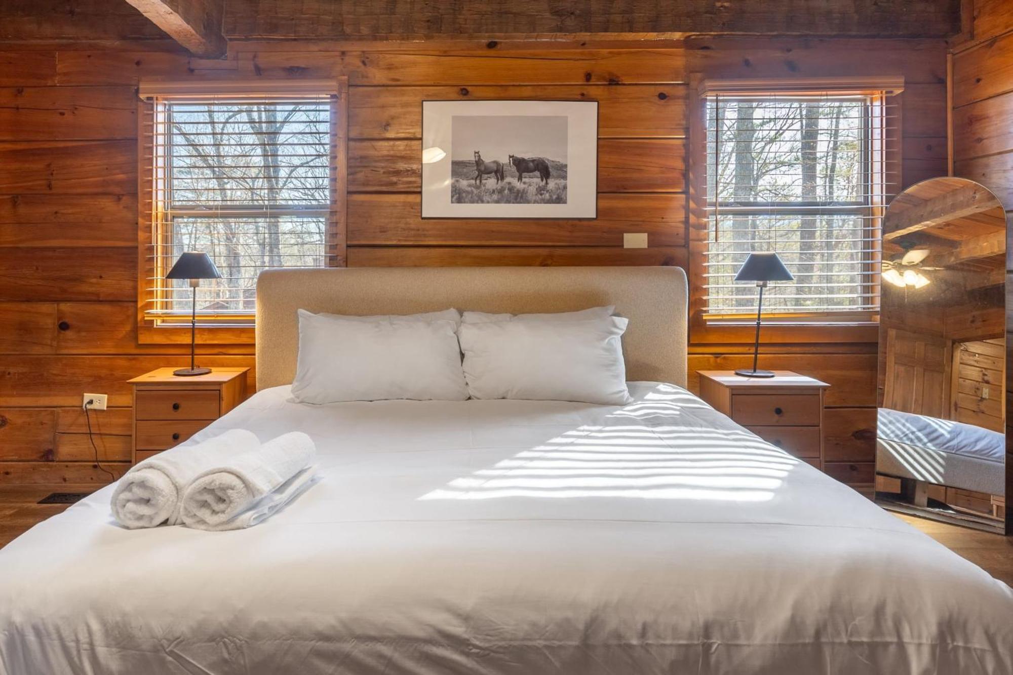 Dudley Ii By Avantstay Comfortable W Hot Tub Views Holiday home Pigeon Forge
