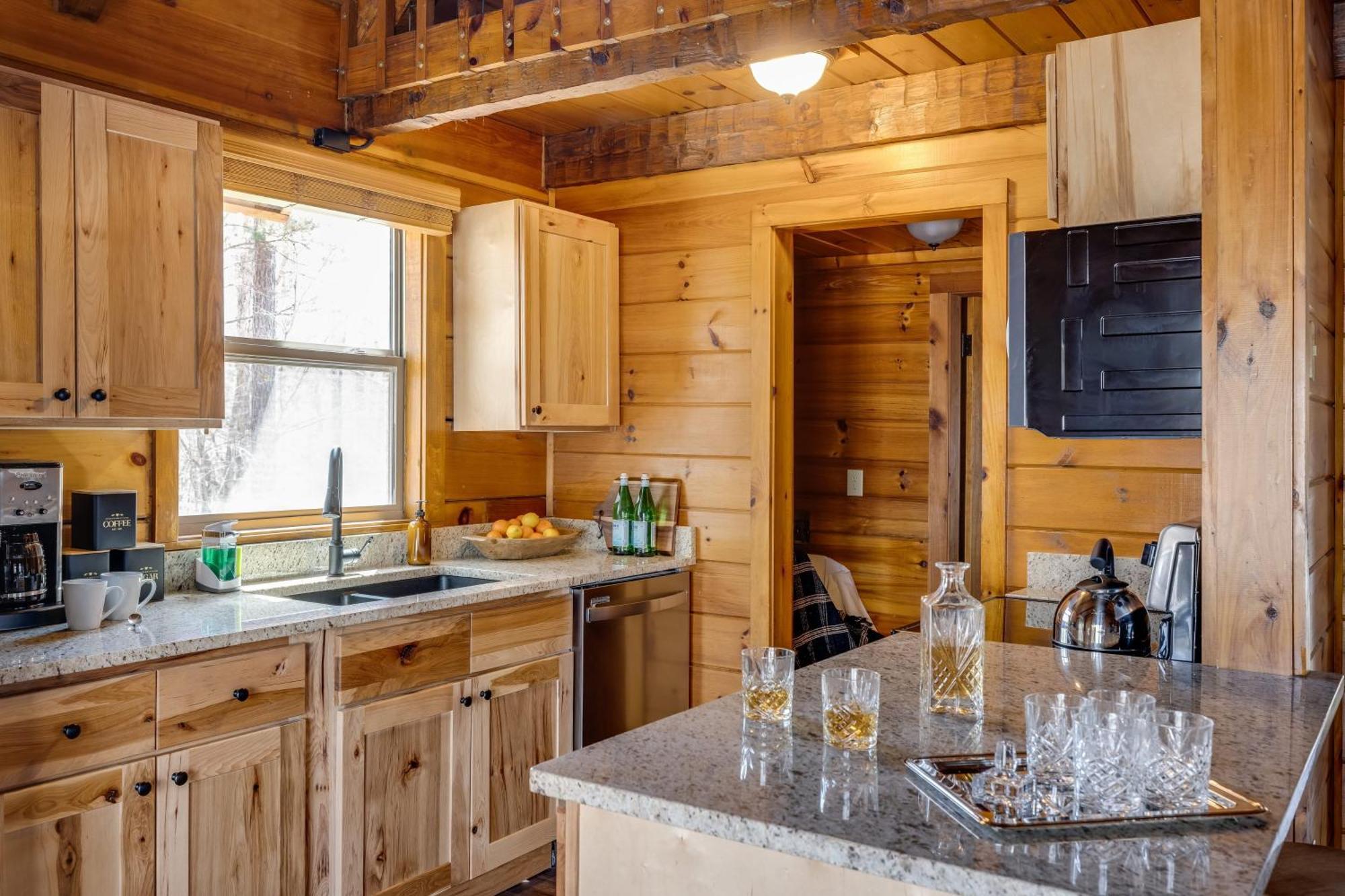 Dudley Ii By Avantstay Comfortable W Hot Tub Views Pigeon Forge